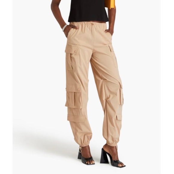 New Alice and Olivia Shara parachute cargo pants - Picture 1 of 16